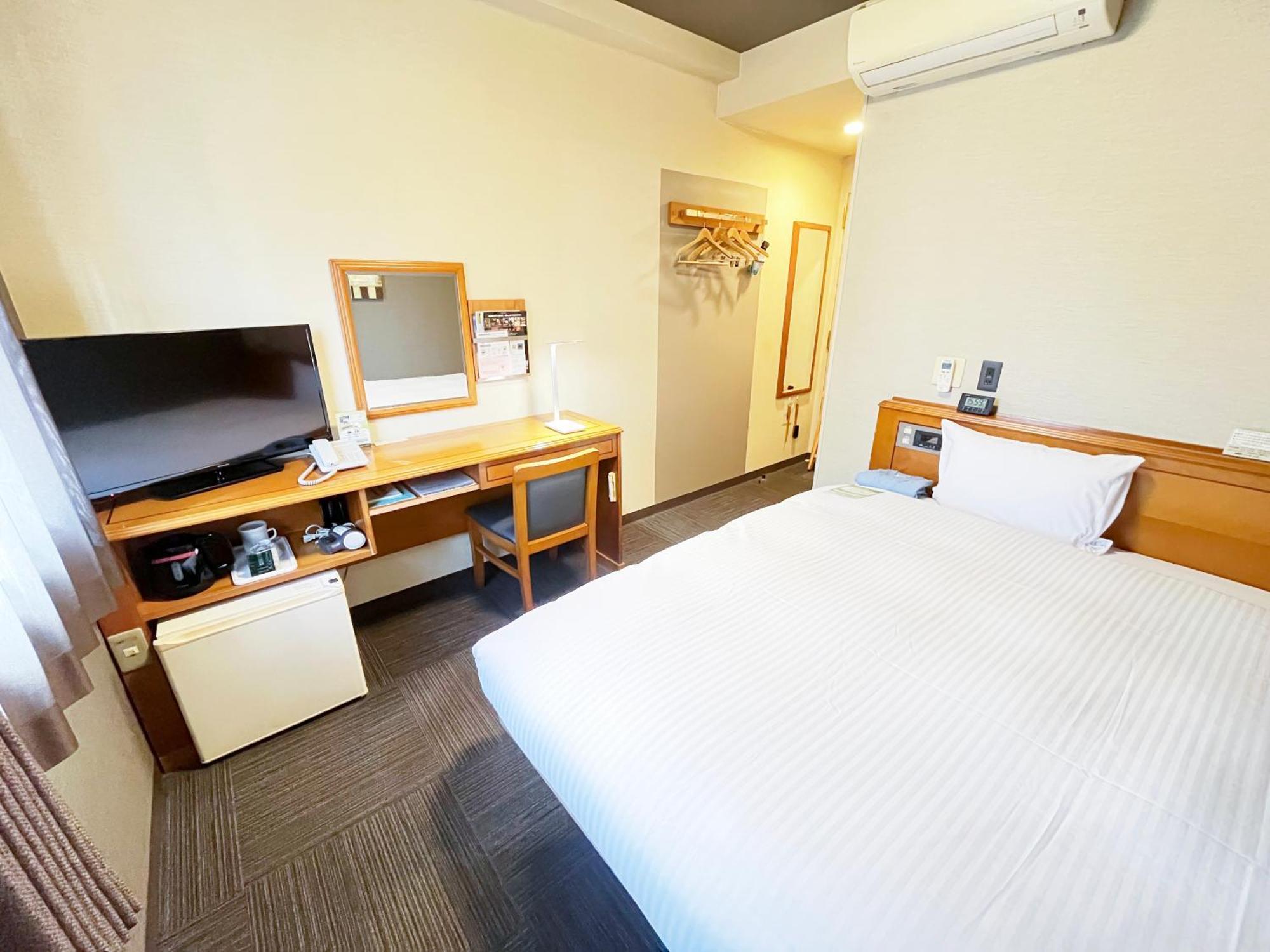 Hotel Route-Inn Naha Asahibashi Eki Higashi Екстериор снимка