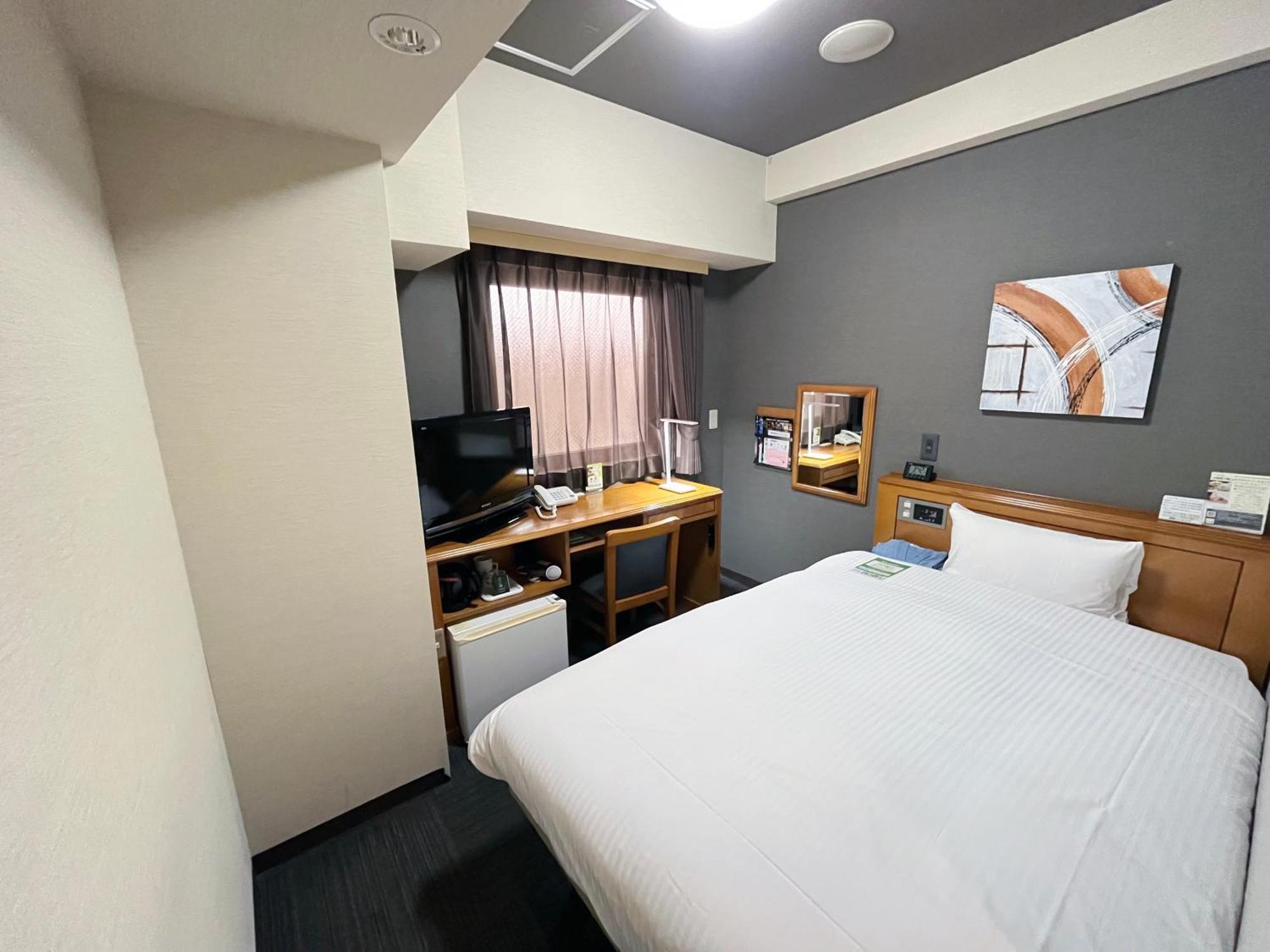 Hotel Route-Inn Naha Asahibashi Eki Higashi Екстериор снимка